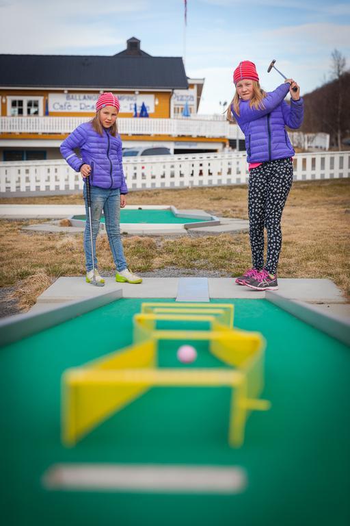 Ballangen Camping Hotel Narvik Bagian luar foto